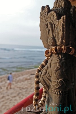 Bogini na balijskiej plaży